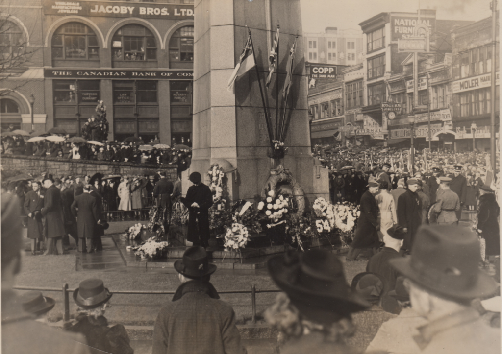 Original image which may reveal more of the Nov 11, 1939 ceremony.
